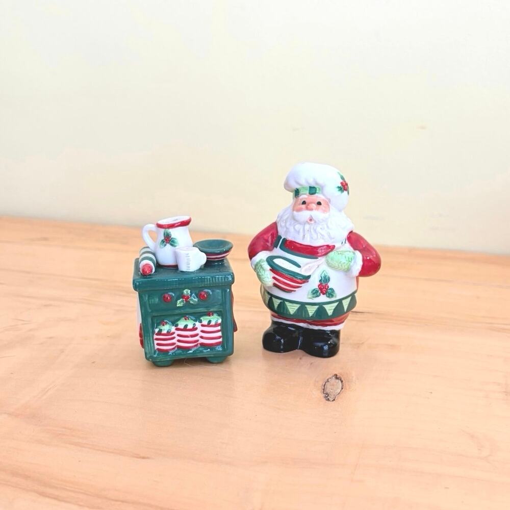 Vtg Fitz and Floyd SANTA's KITCHEN Salt & Pepper Shakers Hand-Painted Figurine